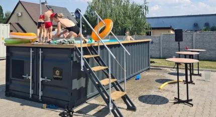 Poolcontainer 6,20 × 2,50 m – Comfort Pack mit Filtersystem & WPC-Terrasse
