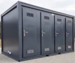 Sanitärcontainer 4×2 m RAL7016 – 4 WC-Kabinen & 4 Pissoirs – Bild 11