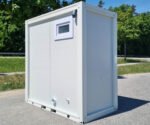 Großer Sanitärcontainer mit WC, Dusche und Warmwasser – RAL 9002 Weiß – Bild 5